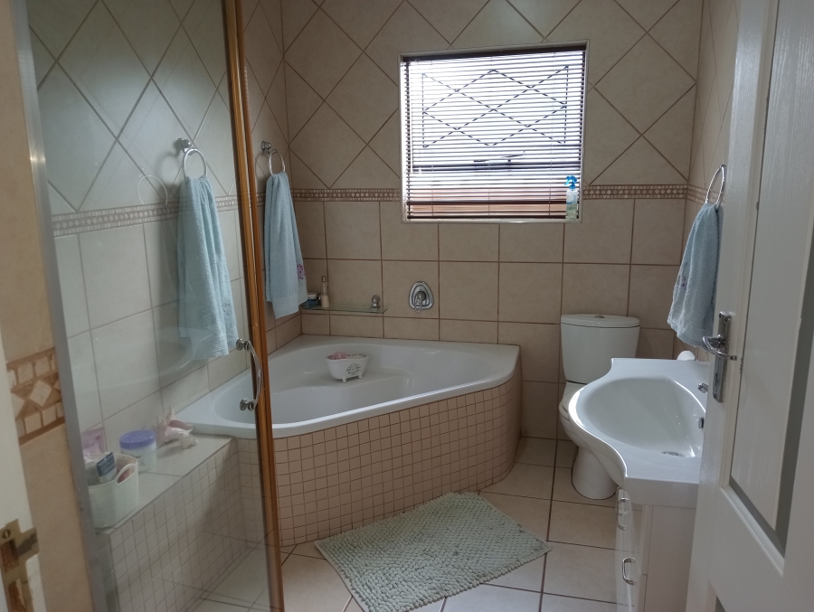 3 Bedroom Property for Sale in Fairbridge Heights Eastern Cape